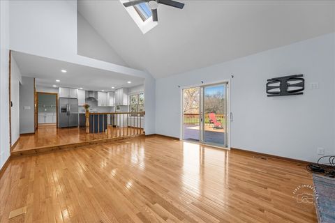 Tiny photo for 2S904 Heritage Glen Court, Batavia, IL 60510 (MLS # 12574363)