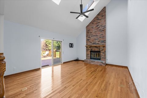 Tiny photo for 2S904 Heritage Glen Court, Batavia, IL 60510 (MLS # 12574363)