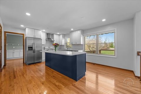 Tiny photo for 2S904 Heritage Glen Court, Batavia, IL 60510 (MLS # 12574363)