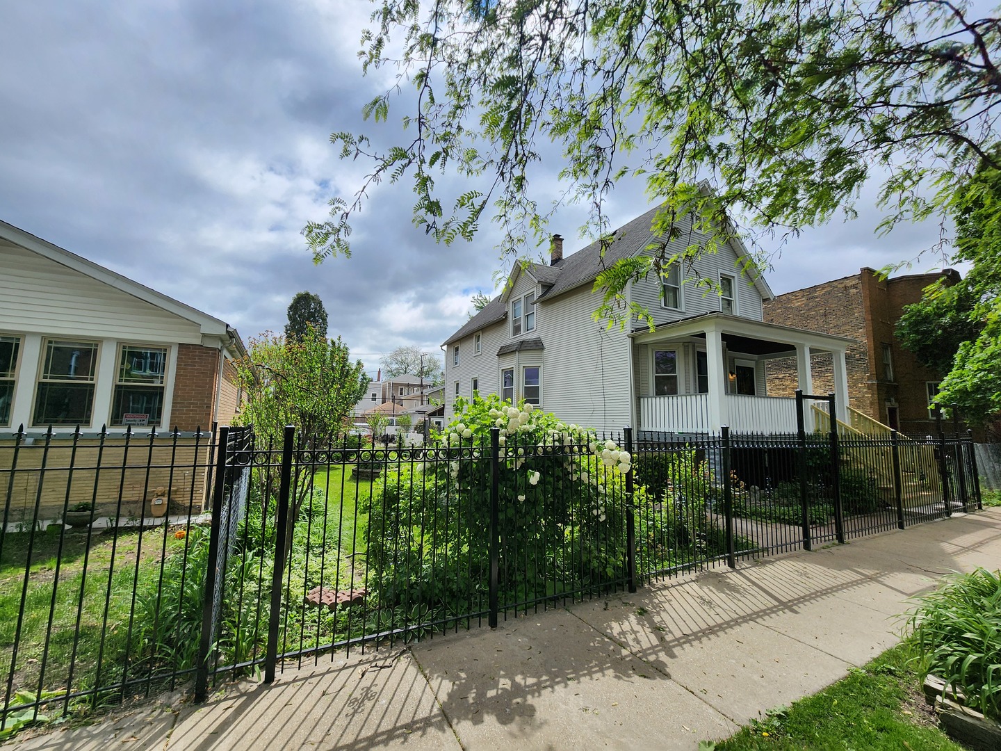 1435 N Kolin Avenue