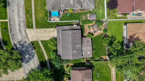 Tiny photo for 403 Sara Avenue, Lemont, IL 60439 (MLS # 12719997)