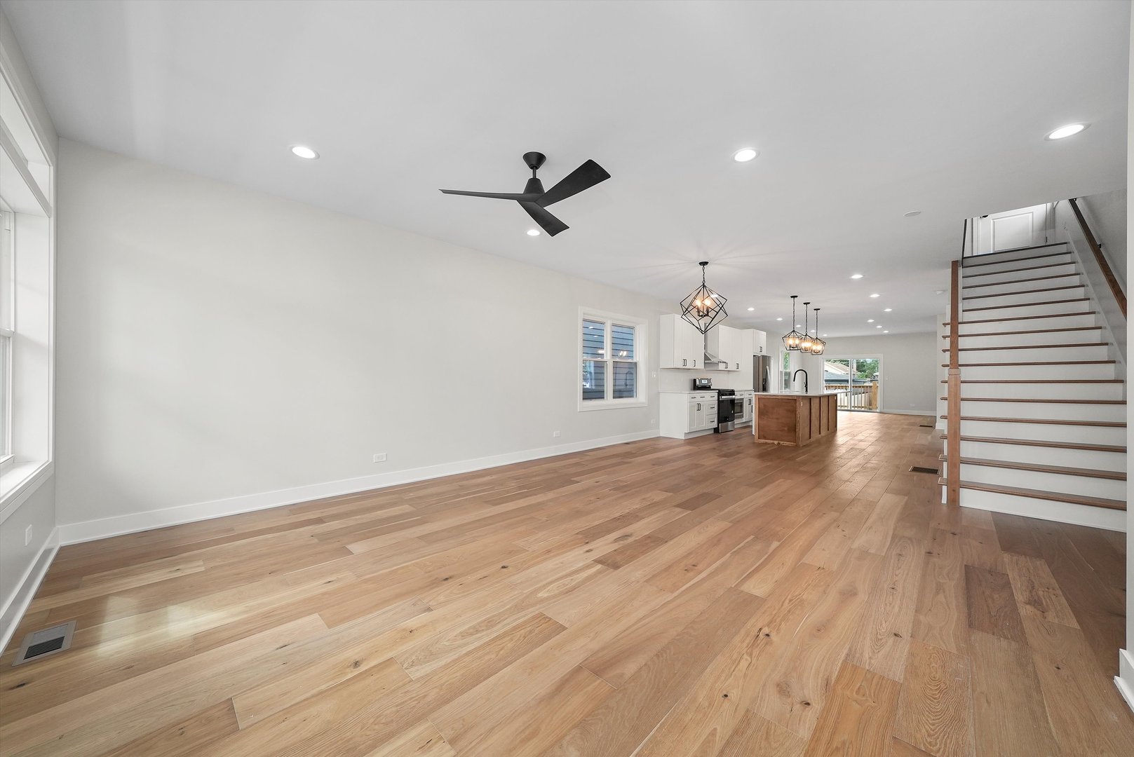 2224 N Nordica Avenue