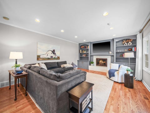 Tiny photo for 2820 Beckwith Court, Northbrook, IL 60062 (MLS # 12752136)