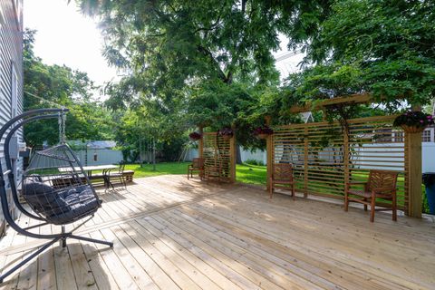 Tiny photo for 1214 W Green Street, Champaign, IL 61821 (MLS # 12684617)