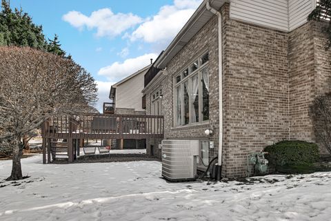 Tiny photo for 6936 Lexington Court, Tinley Park, IL 60477 (MLS # 12572935)