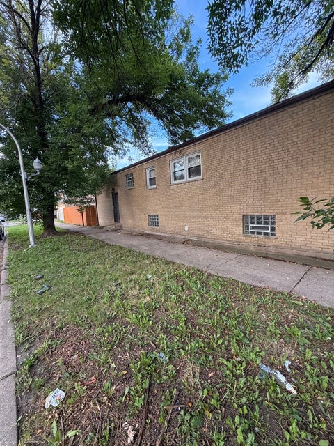 Tiny photo for 2058 W 67th Place, Chicago, IL 60636 (MLS # 12770474)