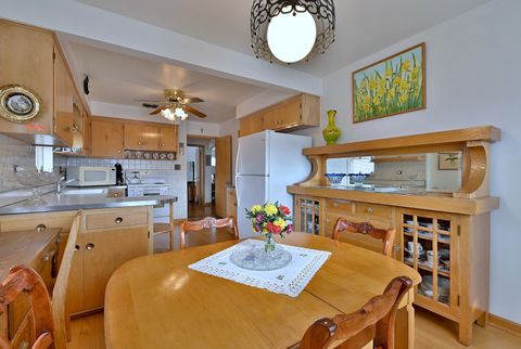 Tiny photo for 7421 W Oakton Street, Niles, IL 60714 (MLS # 12550203)