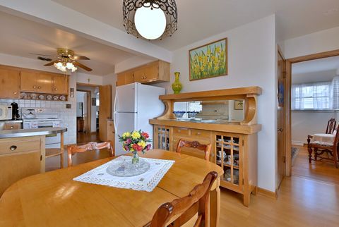 Tiny photo for 7421 W Oakton Street, Niles, IL 60714 (MLS # 12550203)