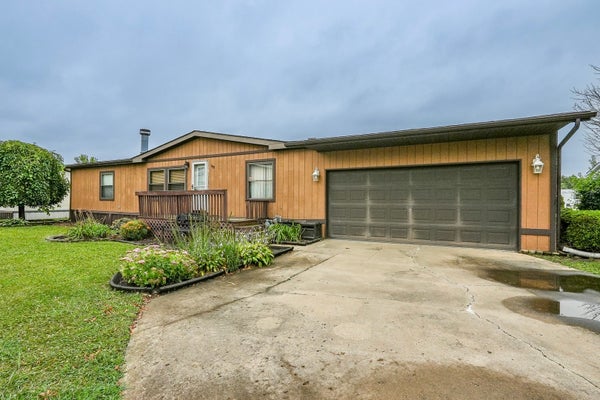 148 DANIEL CT, MANTENO, IL 60950 - Image 2f25d1e92fbb630eaa443b6db8b2fb83/581210455