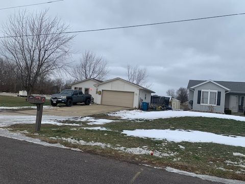 Tiny photo for 357 E Clay Street, El Paso, IL 61738 (MLS # 12528950)
