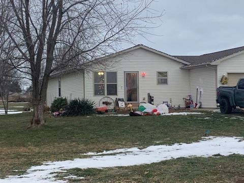 Tiny photo for 357 E Clay Street, El Paso, IL 61738 (MLS # 12528950)