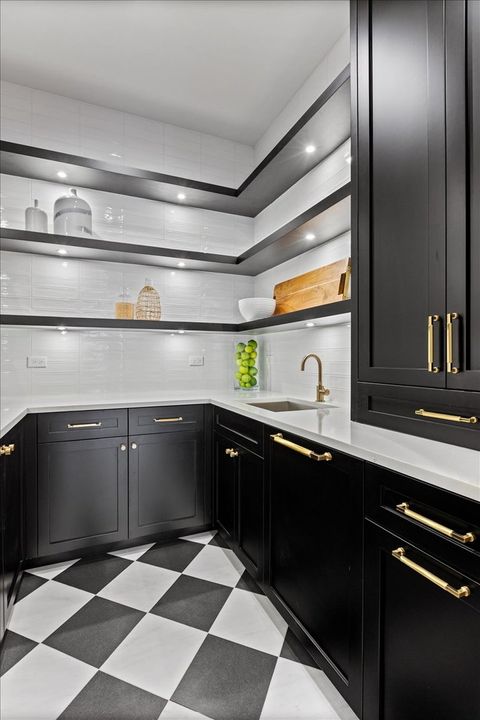 Tiny photo for 1912 W School Street, Chicago, IL 60657 (MLS # 12594517)