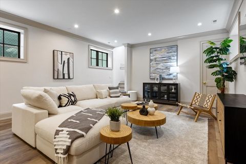 Tiny photo for 1912 W School Street, Chicago, IL 60657 (MLS # 12594517)