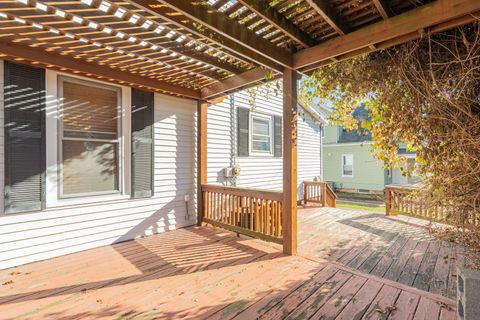 Tiny photo for 401 Willard Avenue, Bloomington, IL 61701 (MLS # 12501115)