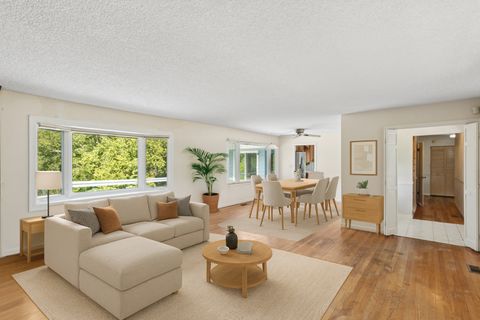 Tiny photo for 18n732 West Hill Road, Dundee, IL 60118 (MLS # 12475958)