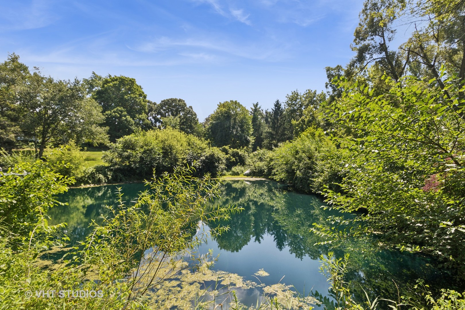 Dundee, Illinois 60118, United States, 5 Bedrooms Bedrooms, ,4 BathroomsBathrooms,Residential,Contingent,214054