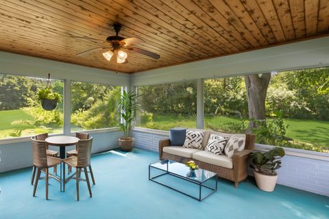 Tiny photo for 18n732 West Hill Road, Dundee, IL 60118 (MLS # 12475958)