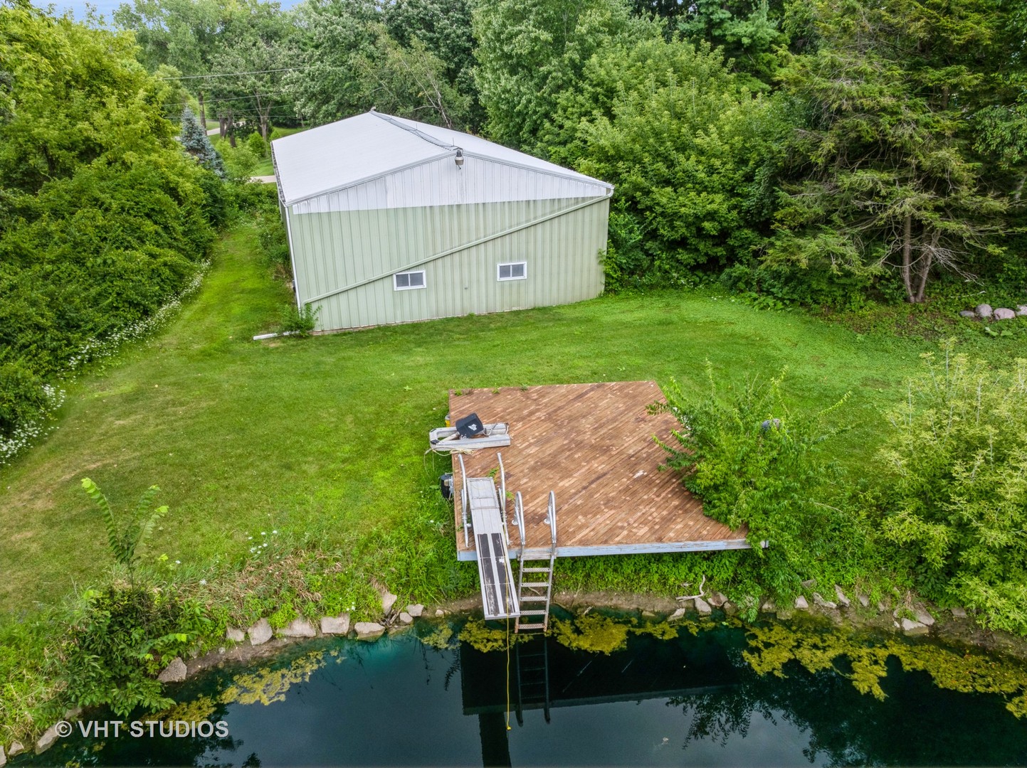 Dundee, Illinois 60118, United States, 5 Bedrooms Bedrooms, ,4 BathroomsBathrooms,Residential,Contingent,214054