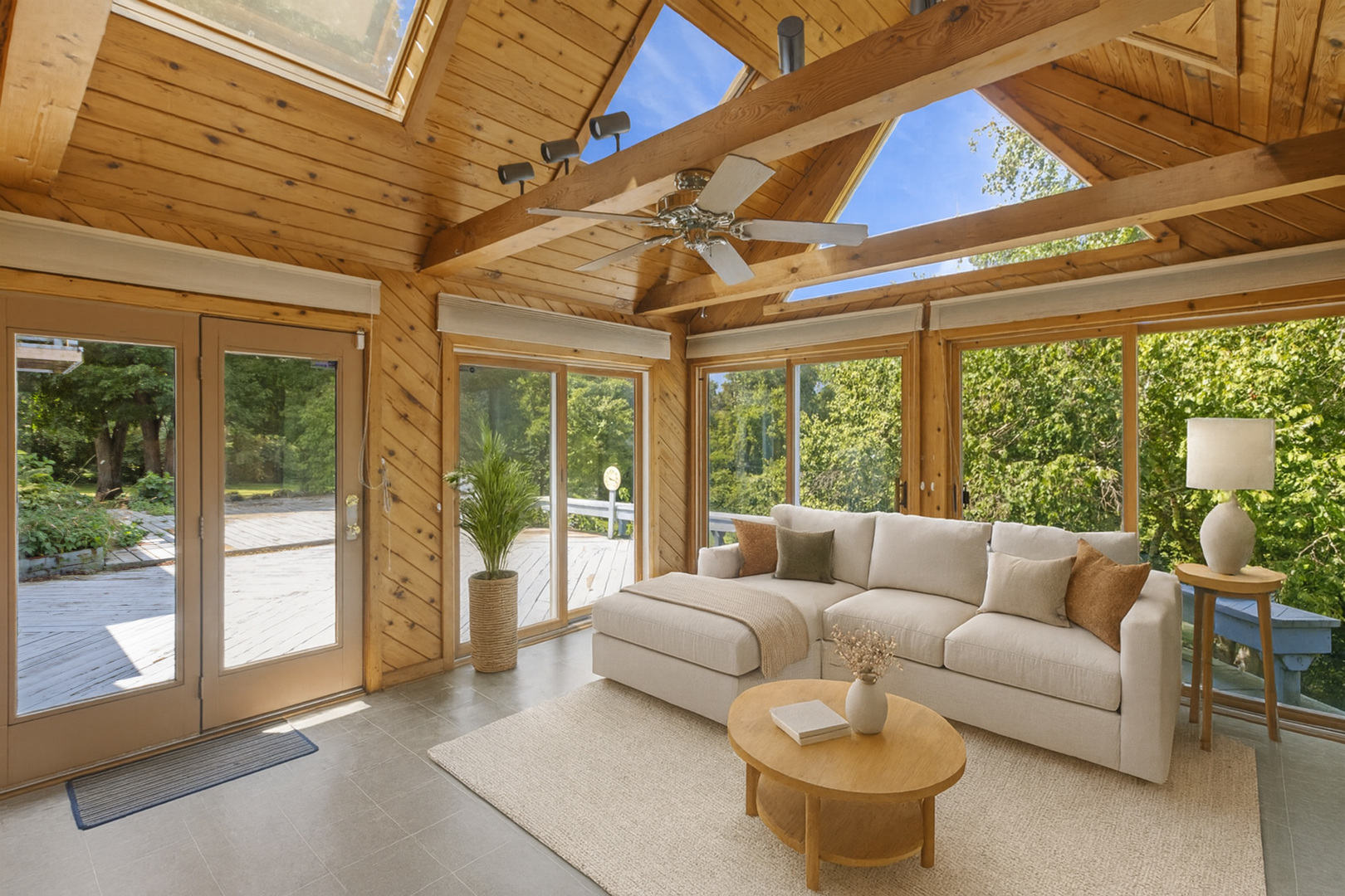 Dundee, Illinois 60118, United States, 5 Bedrooms Bedrooms, ,4 BathroomsBathrooms,Residential,Contingent,214054