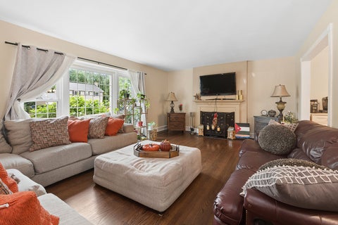 Tiny photo for 2229 Macdonald Lane, Flossmoor, IL 60422 (MLS # 12776889)