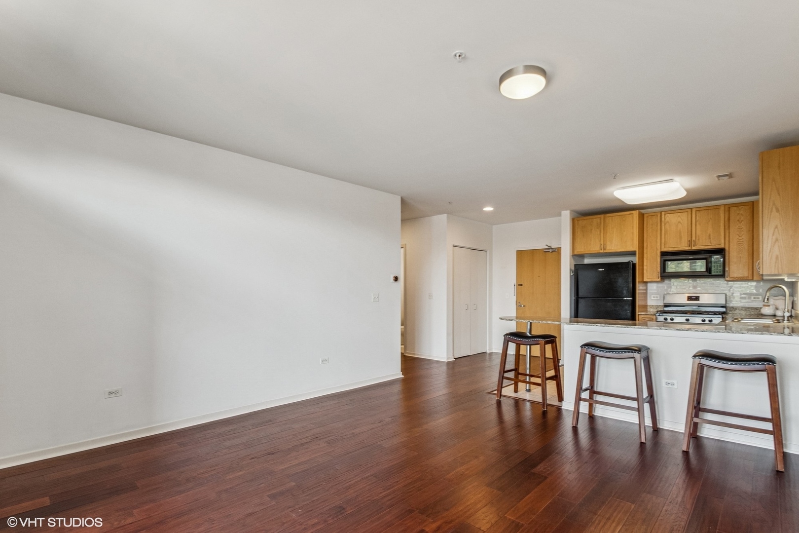 7243 Madison Street 311
