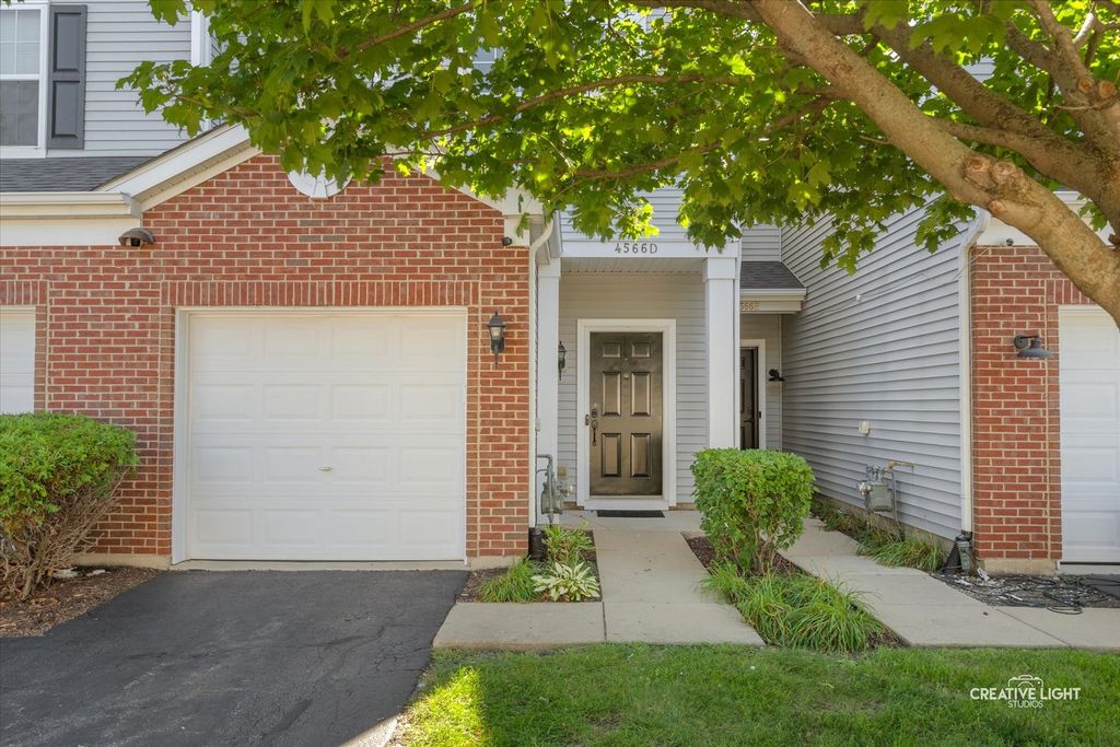 Photo for 4566 Camden Lane #D, Yorkville, IL 60560 (MLS # 12507366)