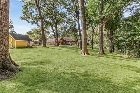 Tiny photo for 11901 S 92nd Avenue, Palos Park, IL 60464 (MLS # 12484410)