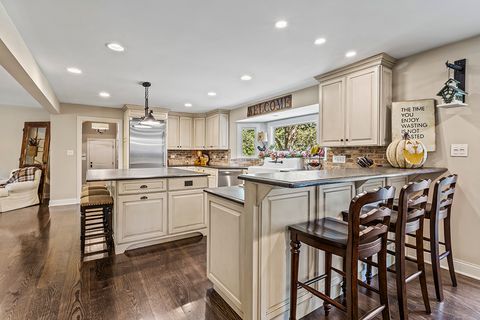 Tiny photo for 11901 S 92nd Avenue, Palos Park, IL 60464 (MLS # 12484410)