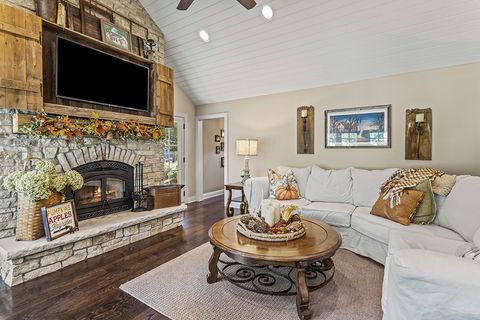 Tiny photo for 11901 S 92nd Avenue, Palos Park, IL 60464 (MLS # 12484410)