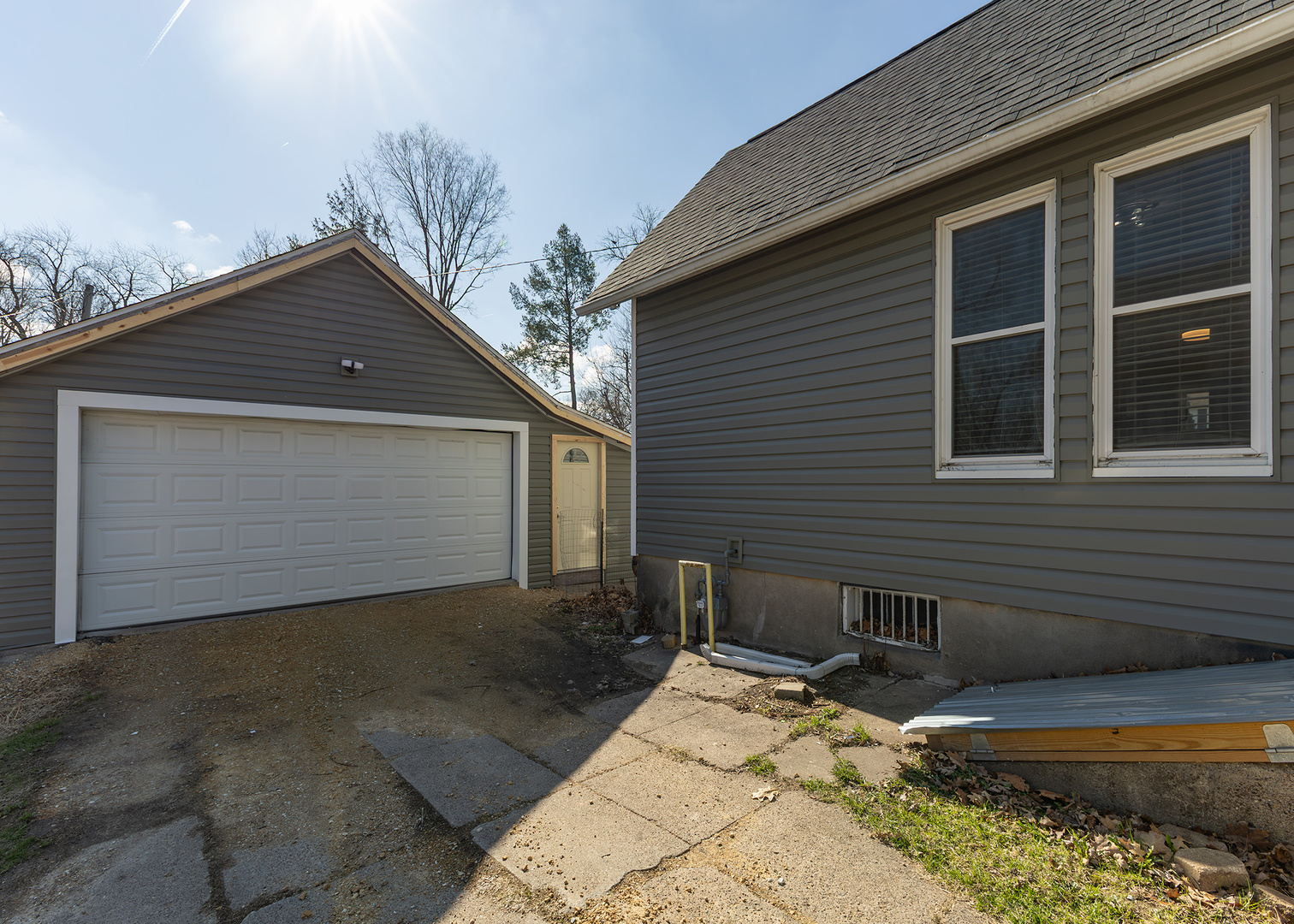 1613 N 4th Street
