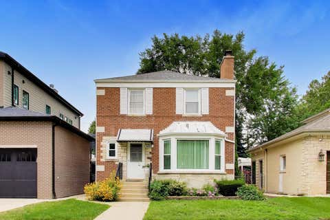 Photo of 2908 W Birchwood Avenue, Chicago, IL 60645 (MLS # 12735450)
