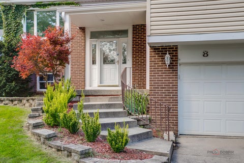 Tiny photo for 8 Lindon Lane, Vernon Hills, IL 60061 (MLS # 12745545)