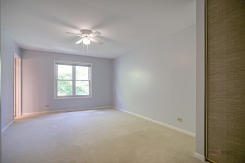 Tiny photo for 8 Lindon Lane, Vernon Hills, IL 60061 (MLS # 12745545)