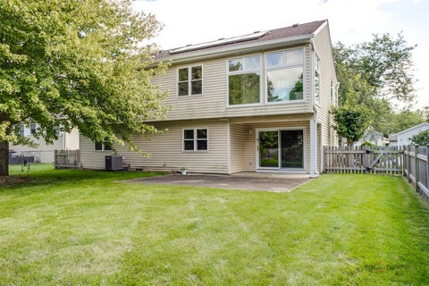 Tiny photo for 8 Lindon Lane, Vernon Hills, IL 60061 (MLS # 12745545)