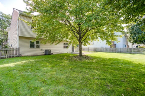 Tiny photo for 8 Lindon Lane, Vernon Hills, IL 60061 (MLS # 12745545)