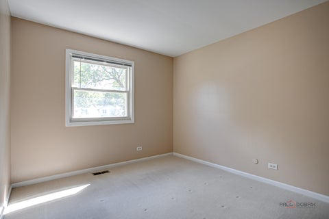 Tiny photo for 8 Lindon Lane, Vernon Hills, IL 60061 (MLS # 12745545)