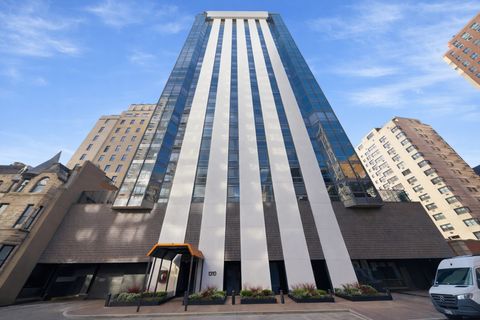 Photo of 1310 N Ritchie Court #10B, Chicago, IL 60610 (MLS # 12630581)