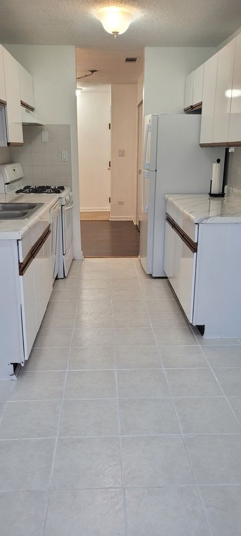 Tiny photo for 760 Weidner Road #107, Buffalo Grove, IL 60089 (MLS # 12534754)