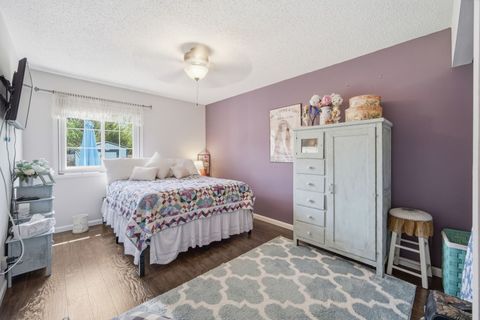 Tiny photo for 2S631 Angeline Court, Warrenville, IL 60555 (MLS # 12430600)