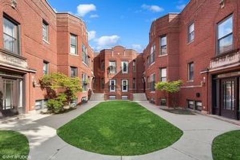 3710 W Wrightwood Avenue 2E Chicago IL 60647