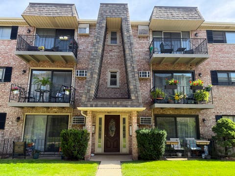 Tiny photo for 5321 N Delphia Avenue #322, Chicago, IL 60656 (MLS # 12735106)