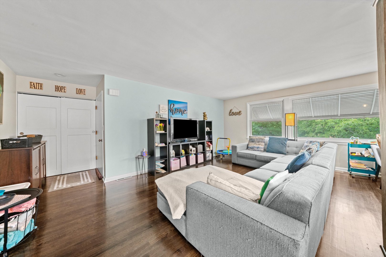 8819 N Wisner Street 2