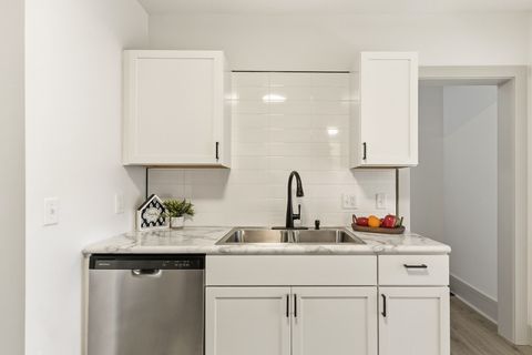 Tiny photo for 4118 10th Avenue, Moline, IL 61265 (MLS # 12597906)