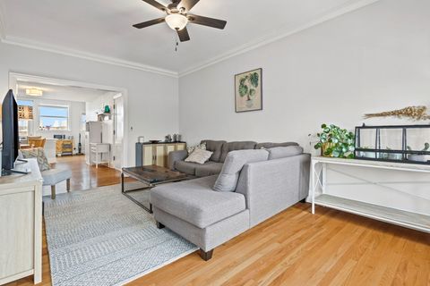 Tiny photo for 741 W Waveland Avenue #3, Chicago, IL 60613 (MLS # 12587540)