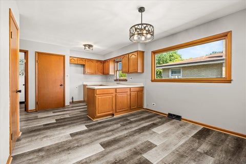 Tiny photo for 4312 Prairie Avenue, Brookfield, IL 60513 (MLS # 12738941)