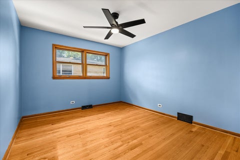 Tiny photo for 4312 Prairie Avenue, Brookfield, IL 60513 (MLS # 12738941)