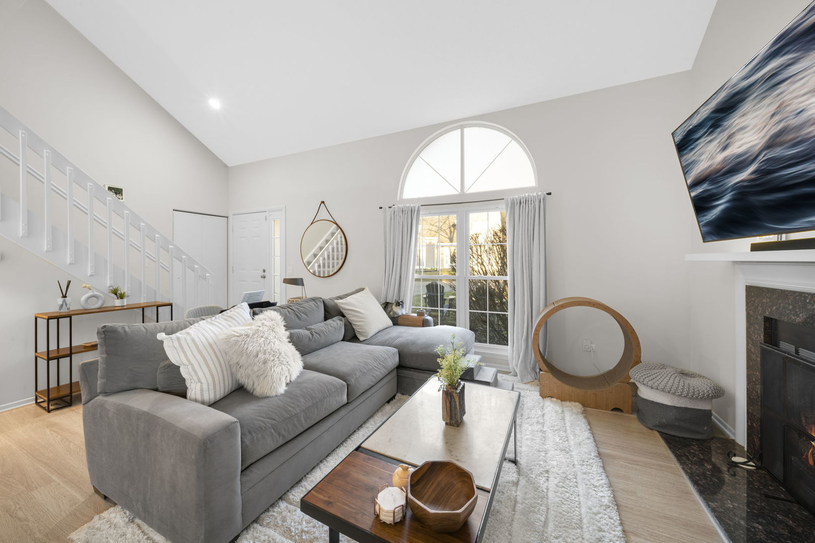 1232 N Knollwood Drive