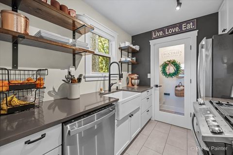 Tiny photo for 625 S Harrison Street, Batavia, IL 60510 (MLS # 12521930)