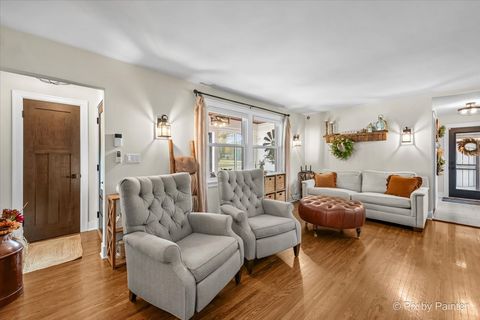 Tiny photo for 625 S Harrison Street, Batavia, IL 60510 (MLS # 12521930)