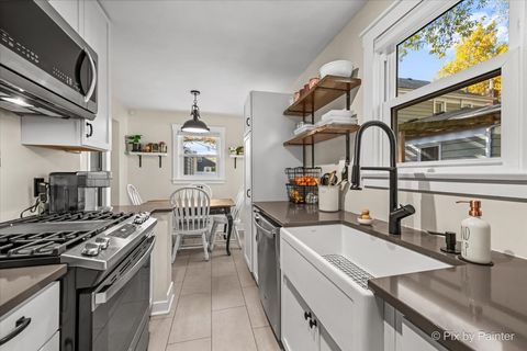 Tiny photo for 625 S Harrison Street, Batavia, IL 60510 (MLS # 12521930)